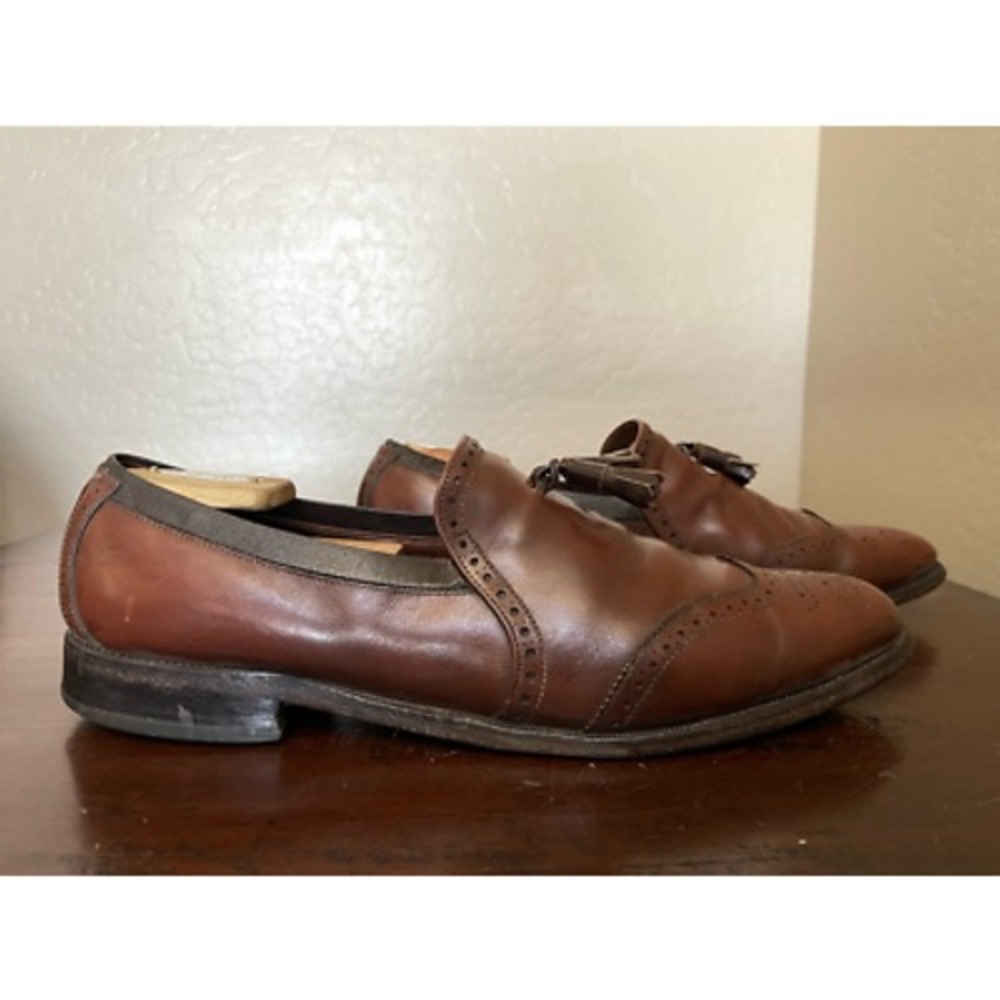 Allen Edmonds Mens Oxford Dress Shoes Brown Almond Toe Wingtip Tasseled 13 AAA